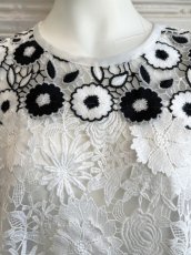 画像4: モノトーンペタル　ブラウス  (4)