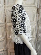 画像2: モノトーンペタル　ブラウス  (2)