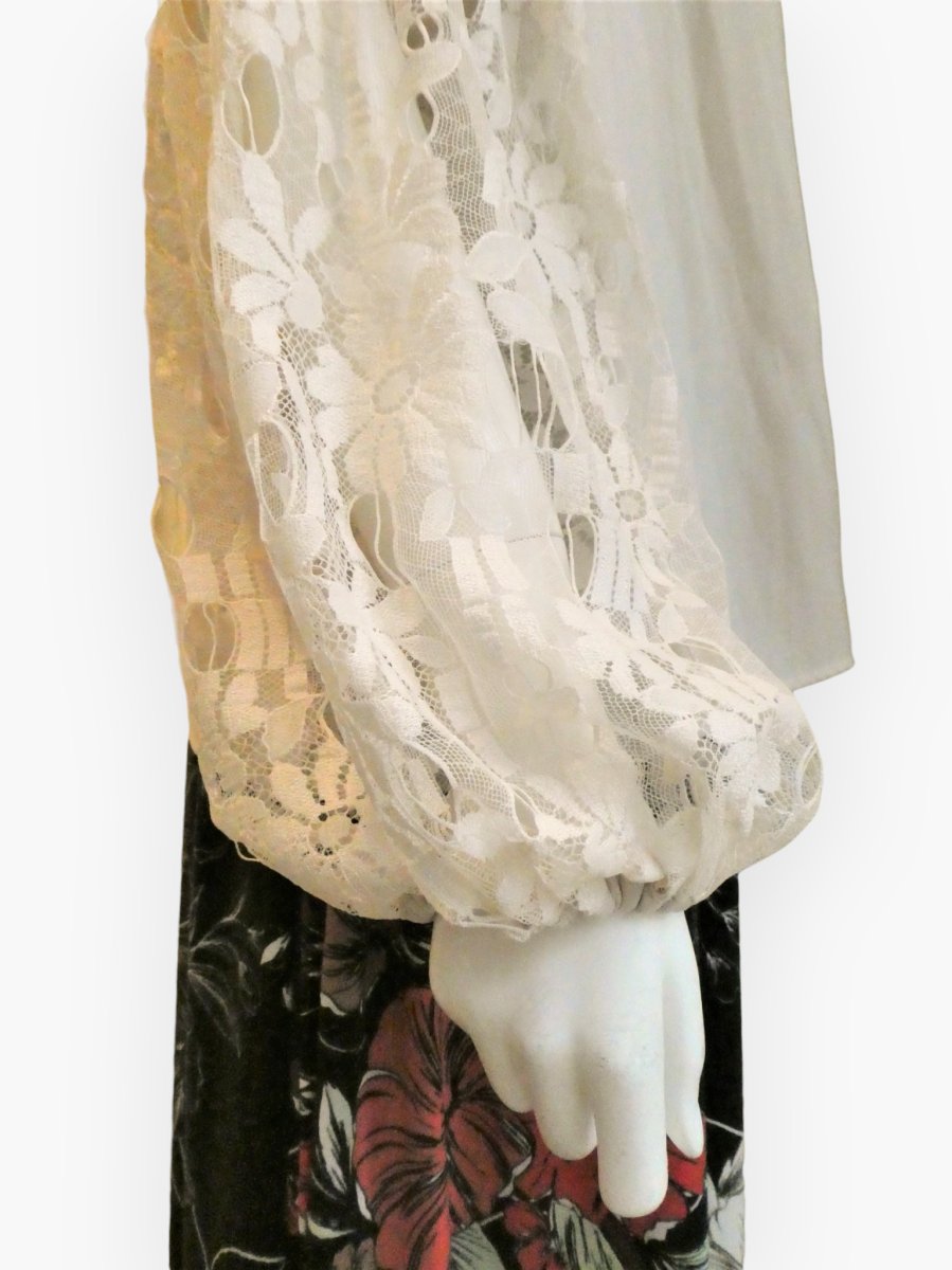画像6: ライトゼロサテン袖口レース　ブラウス  (6)