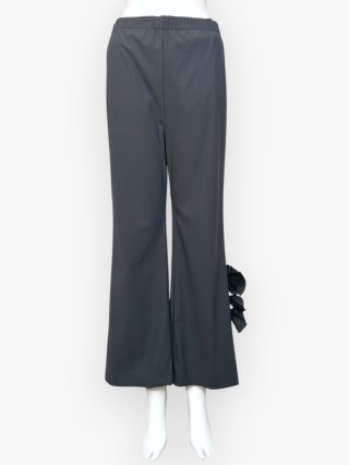 新品未使用品*洋服屋*4298*シズカコムロ*ガウチョパンツ*サイズ*42 新品未使用品*洋服屋*4298*シズカコムロ*ガウチョパンツ*サイズ*42
