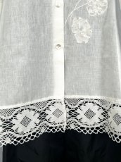 画像9: ブラッシュフラワーエンブ　ブラウス  (9)