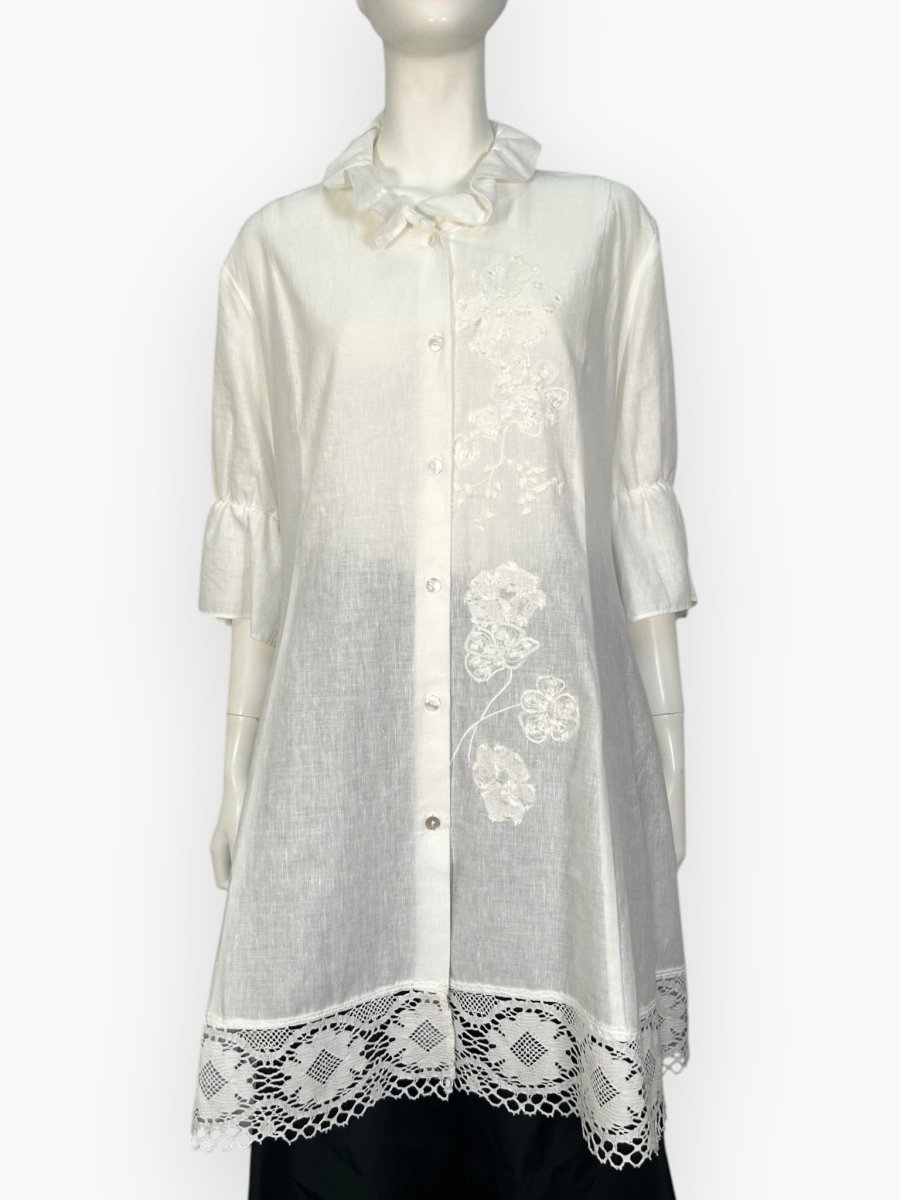 画像1: ブラッシュフラワーエンブ　ブラウス  (1)