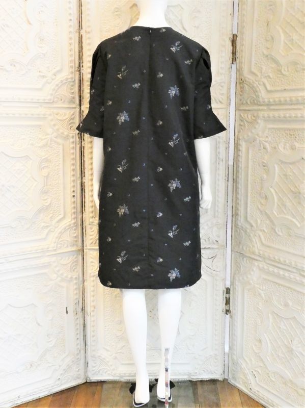 タフタ小花ジャガード ワンピース 4298 Shizuka Komuro