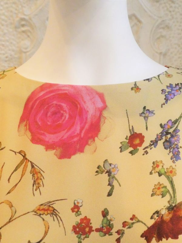 ミクスチャーフラワープリント ワンピース 4298 Shizuka Komuro